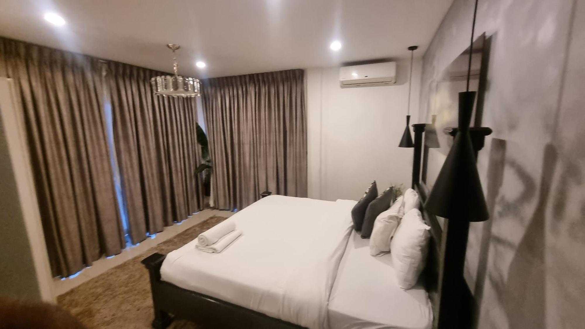 The Gallery Luxury Suites Cpg East Legon Exterior photo